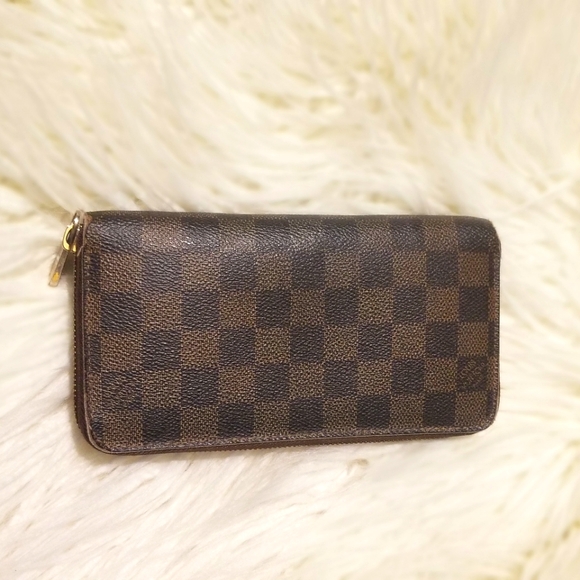 LV Damier Ebene Long Zip Wallet - Picture 1 of 16